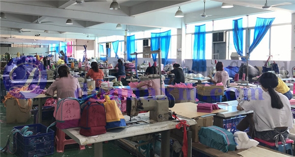 廈門箱包廠家